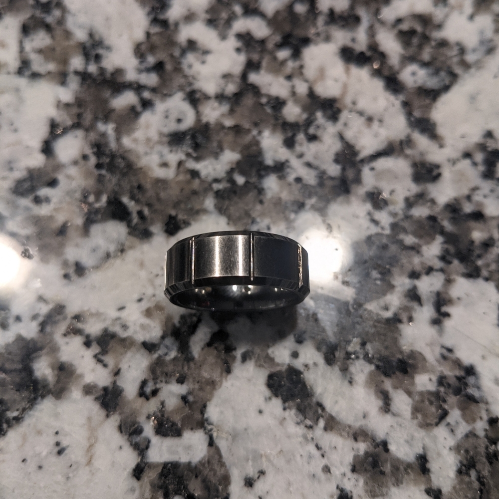 Mens Band - Picture 2 of 3